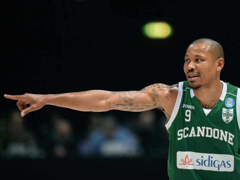 I’m a former NBA player. Basketball helped me to financially support my family, but I made some mistakes with my money along the way.