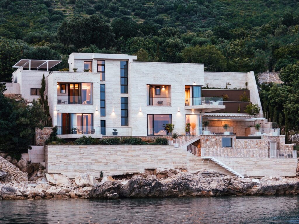 This travel agency wanted to meet families’ demand for luxury trips. Its private villa business could be the answer.