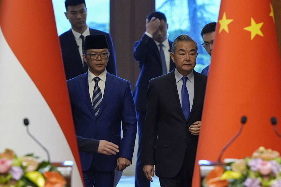 Indonesia in the spotlight as military rivalry of major powers heats up