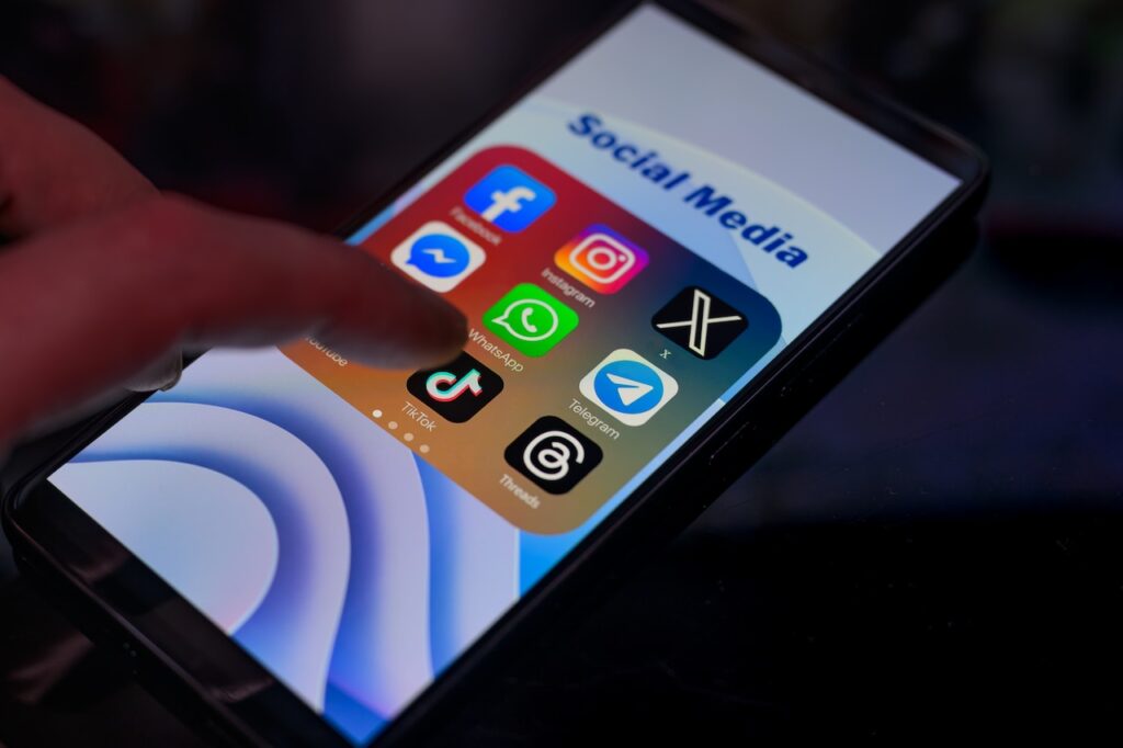 Judge strikes down Ohio law requiring parental permission for kids to get social media accounts