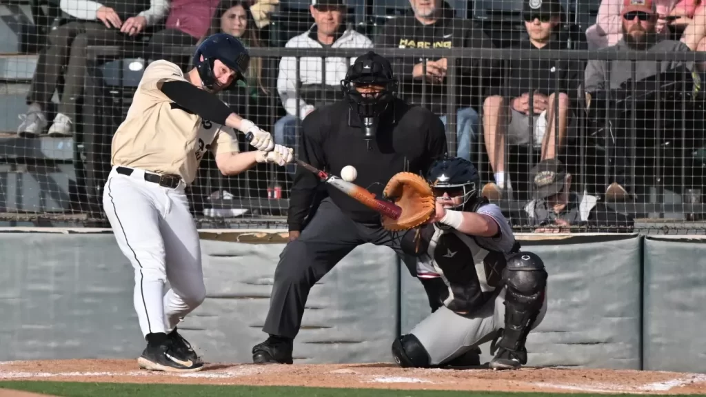 Harding Swept in Doubleheader at Arkansas Tech; Regular Season Finale Tomorrow