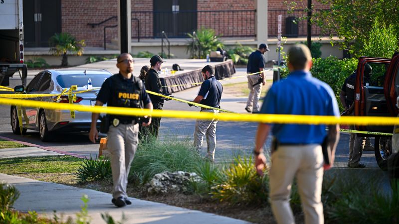 Authorities shot a suspect 2 minutes after 911 calls reported a shooting at Florida State University. Here’s what we know