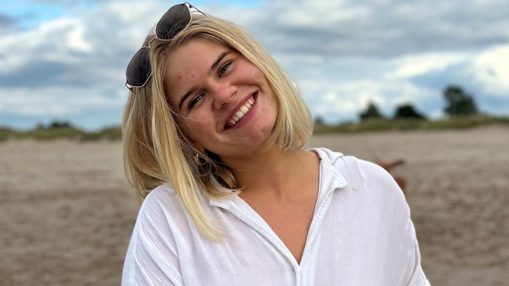 Phoenix Spencer-Horn: Ewan Methven pleads guilty to murdering and decapitating girlfriend