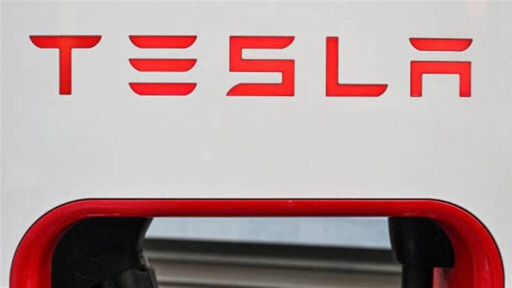 Tesla’s Business Is in Decline, Says Ross Gerber