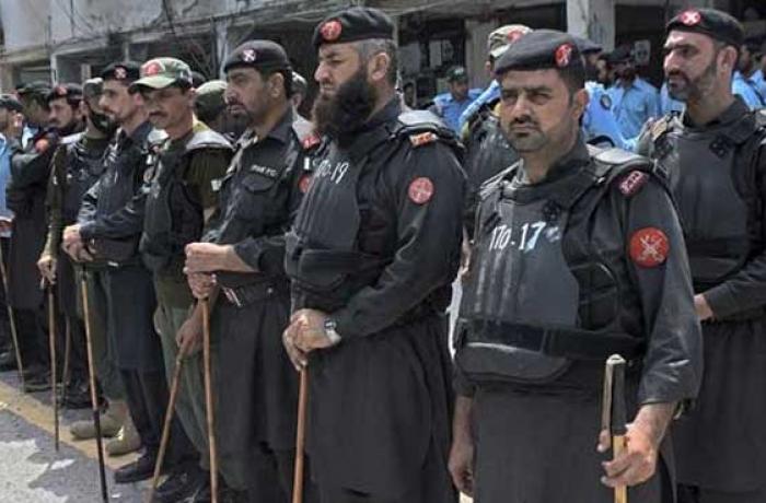 PAKISTAN The government’s new paramilitary force raises fears about political repression