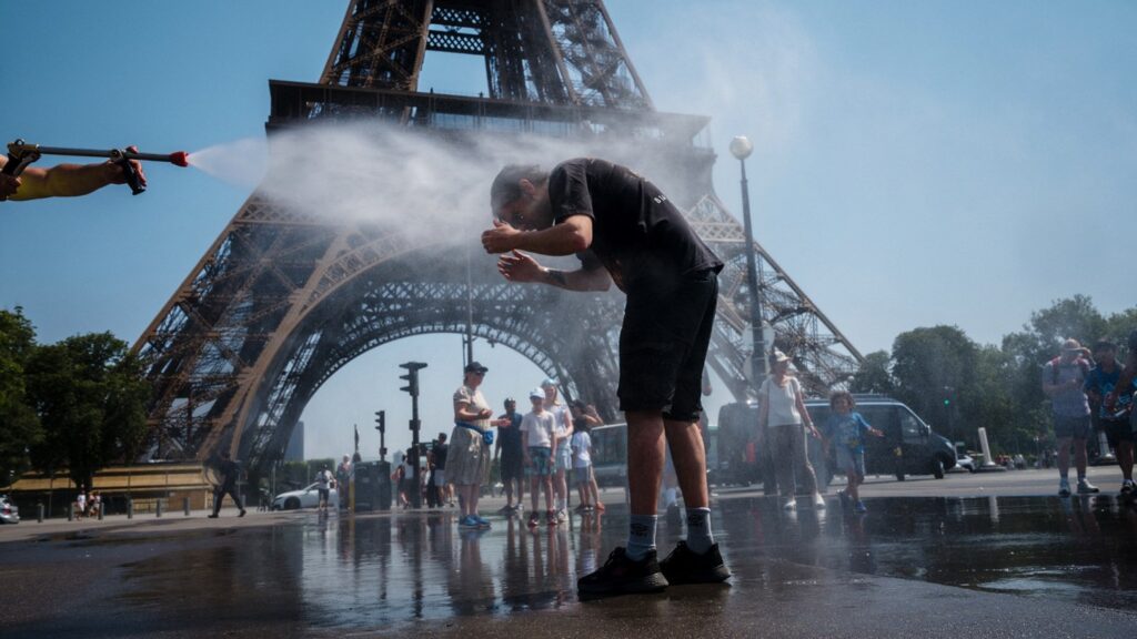 Several European countries face sweltering heat wave