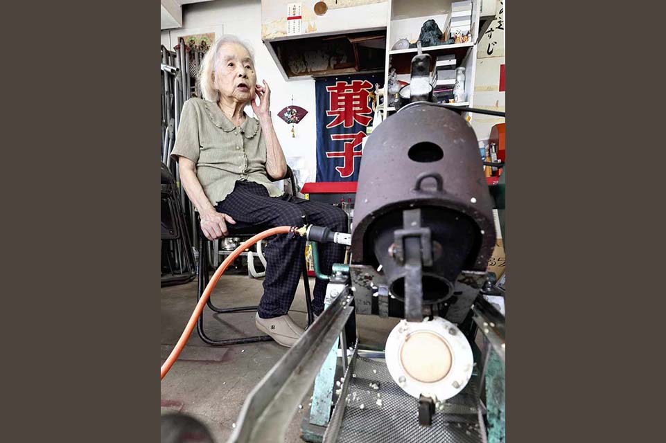 Puffed rice machine invented by Japanese woman to feed hungry children