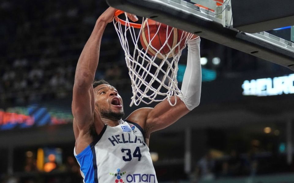 Gov’t spokesman calls remarks about Antetokounmpo and migration laws ‘cheap opposition’