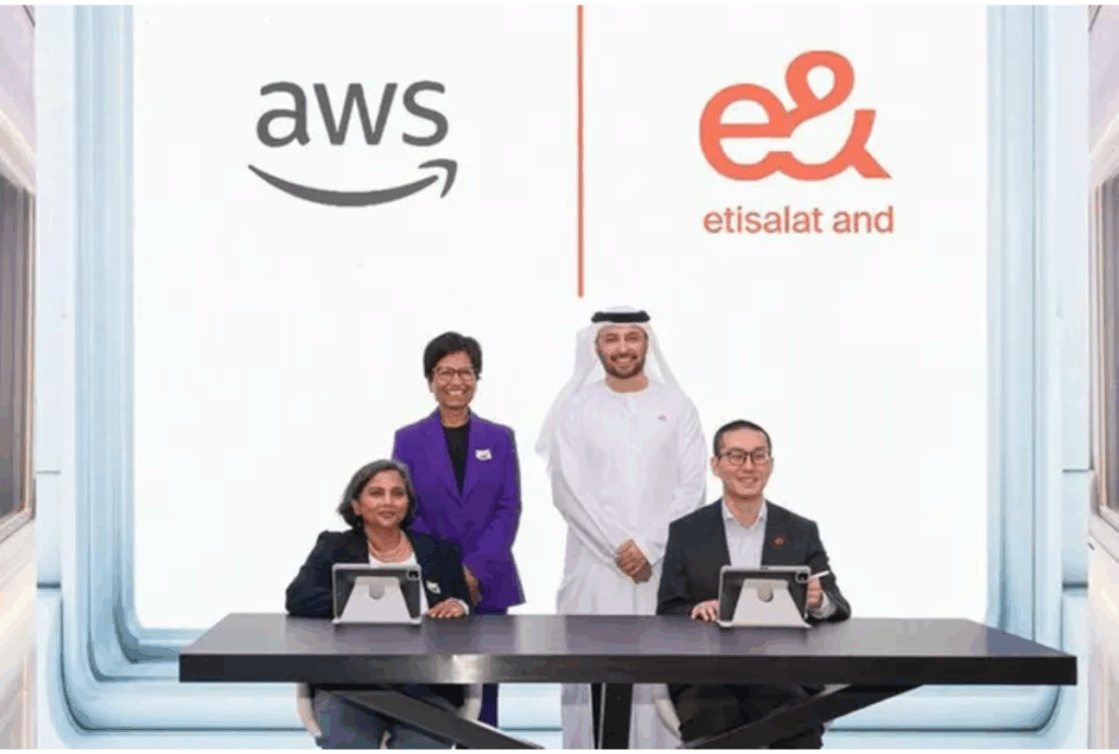 AWS and e& Launch “AI Nation – Afaaq” to Train 30,000 UAE Learners in AI and Machine Learning