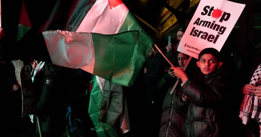 UK Police Arrest 6 Ahead of Soccer Match Between Aston Villa and Israeli Club Maccabi Tel Aviv