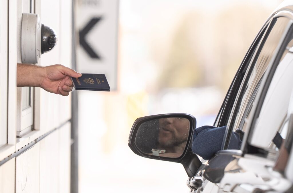 ‘I was surprised’: Canadians heading to U.S. share different border crossing experiences