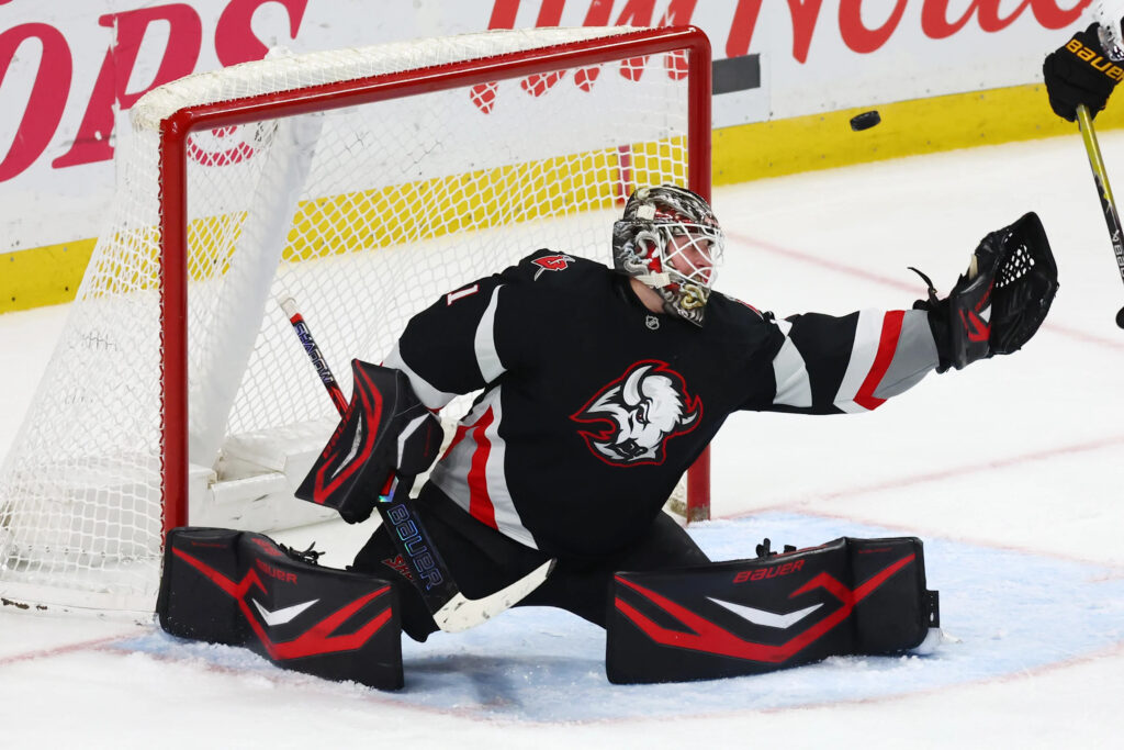 Sabres beat Blues for ninth straight win