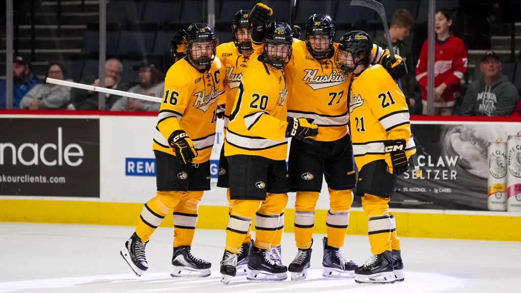 Huskies defeated Miami to advance to GLI Title