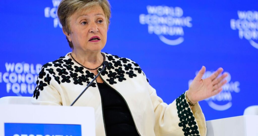 Economic leaders at Davos say global growth is resilient despite disruption from Trump