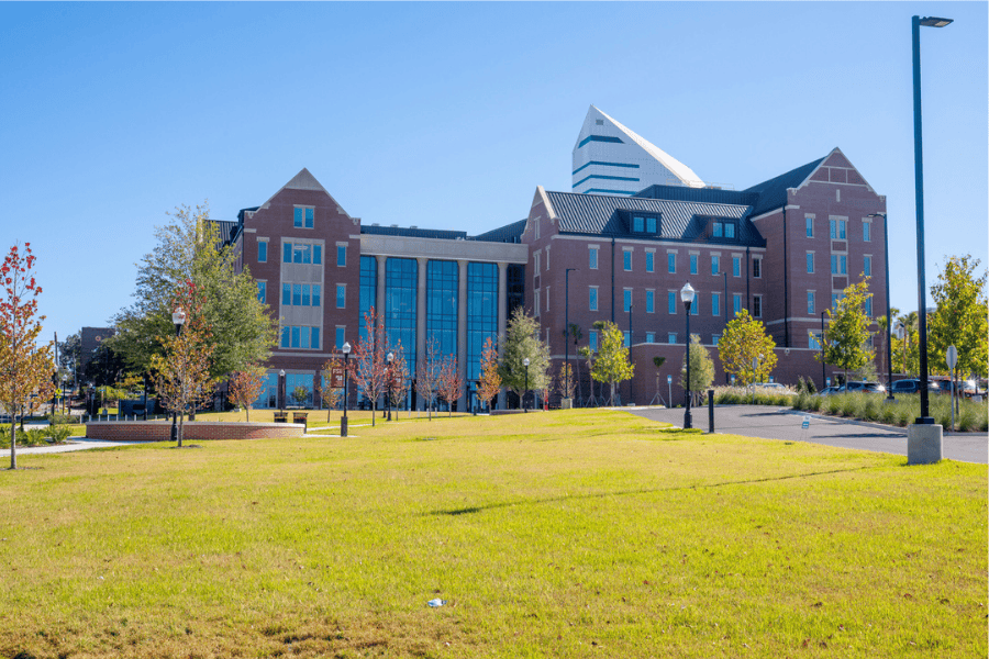 FSU Herbert Wertheim College of Business honors faculty and staff, adds two to its Faculty Hall of Fame