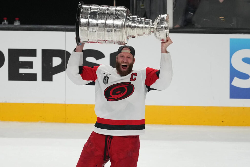 Carolina Wins Stanley Cup: Hurricanes 3, Golden Knights 0