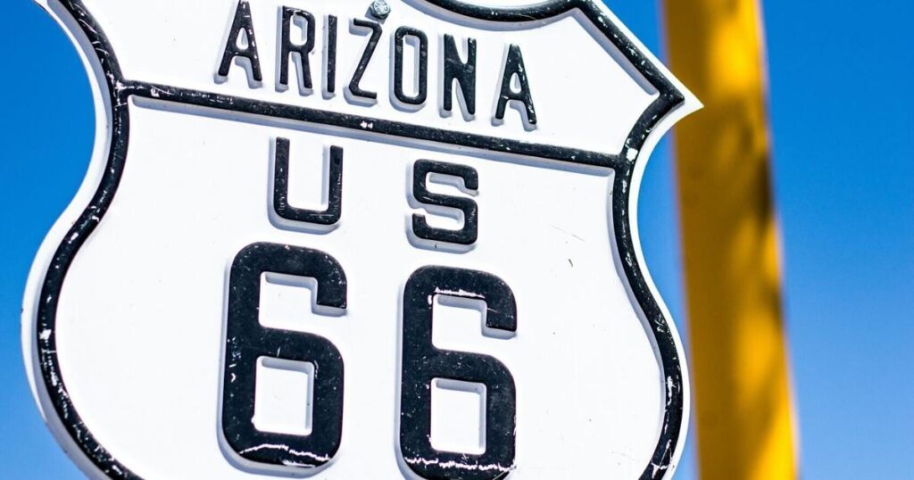 Students take wheel in Arizona Route 66 preservation summit