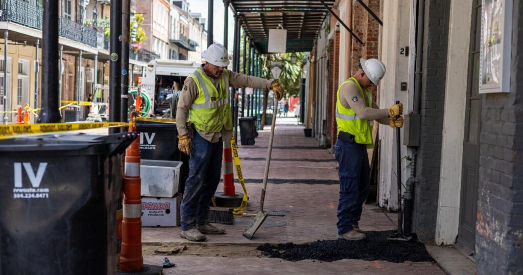 ‘Best, worst and only Deadhead store’ in French Quarter holds closing sale as construction drags on
