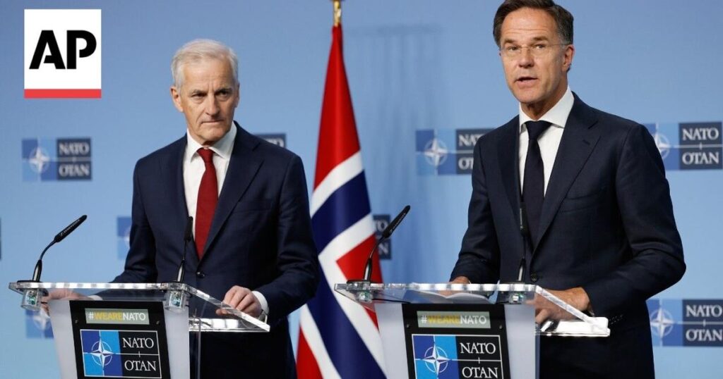 NATO chief learns that UK defense secretary resigned during news conference