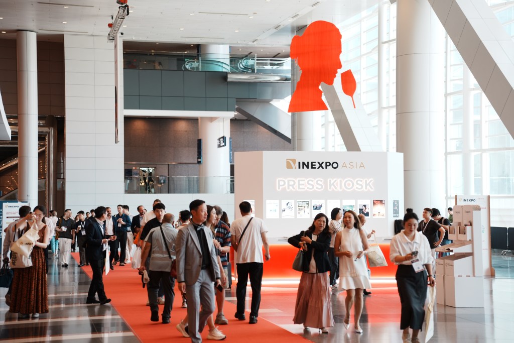 Vinexpo Asia Has A Choice To Make