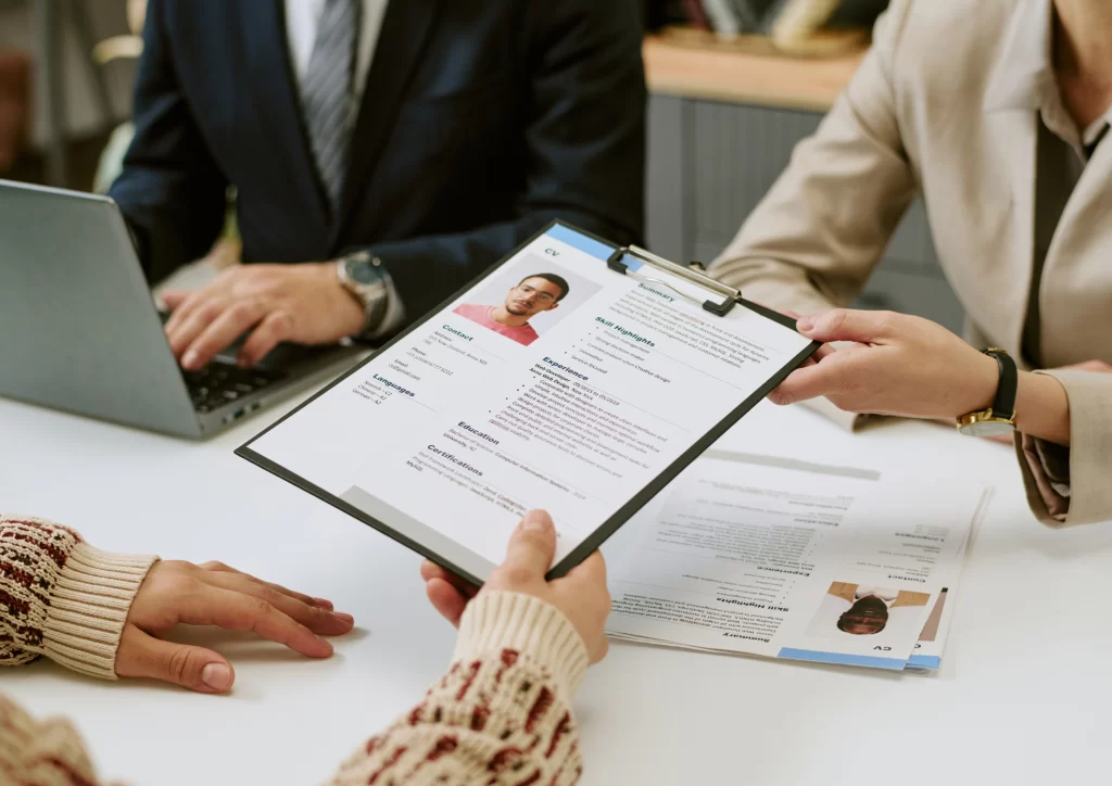 UK youth work review warns NEET rate could rise | ETIH EdTech News
