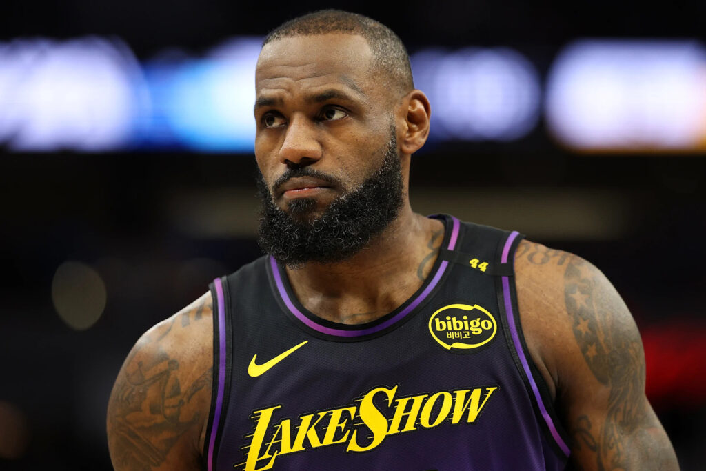 LeBron James Social Media Post Leaves 76ers Fans Intrigued