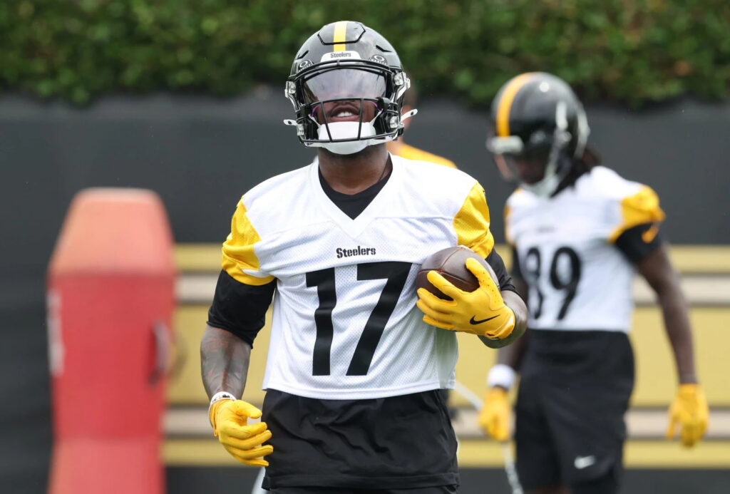 Will Germie Bernard or Roman Wilson Be Steelers’ WR3?
