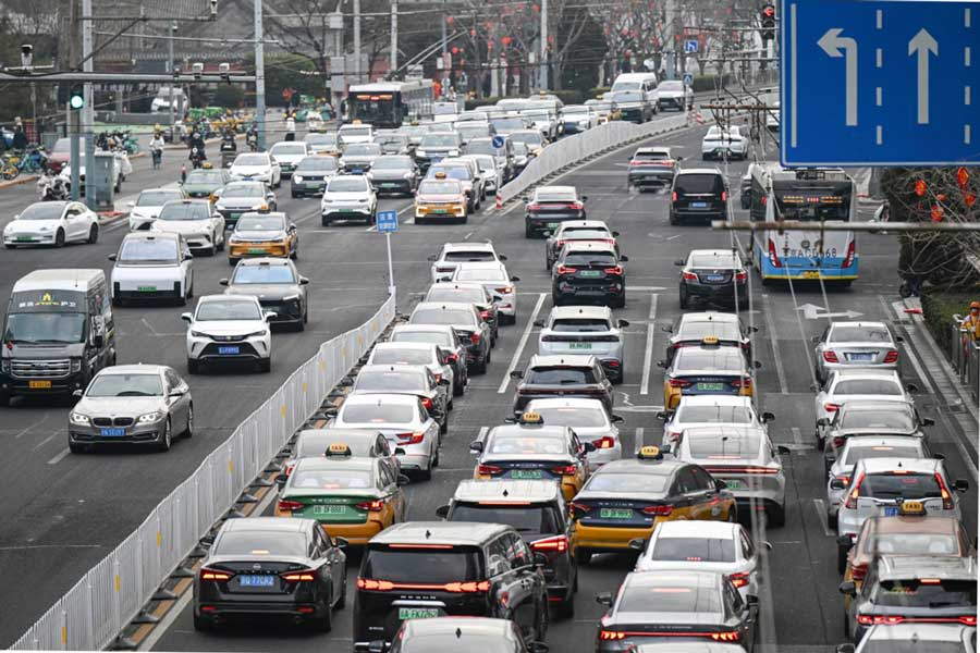Twenty-four officials held accountable over fatal Liaoning vehicle rollover