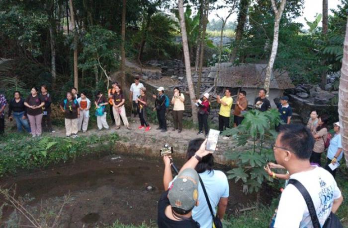 INDONESIA Java: Pilgrimage modelled on the Camino de Santiago, tracing historical roots of mission