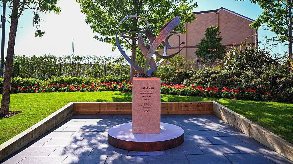 Liverpool install new Jota memorial