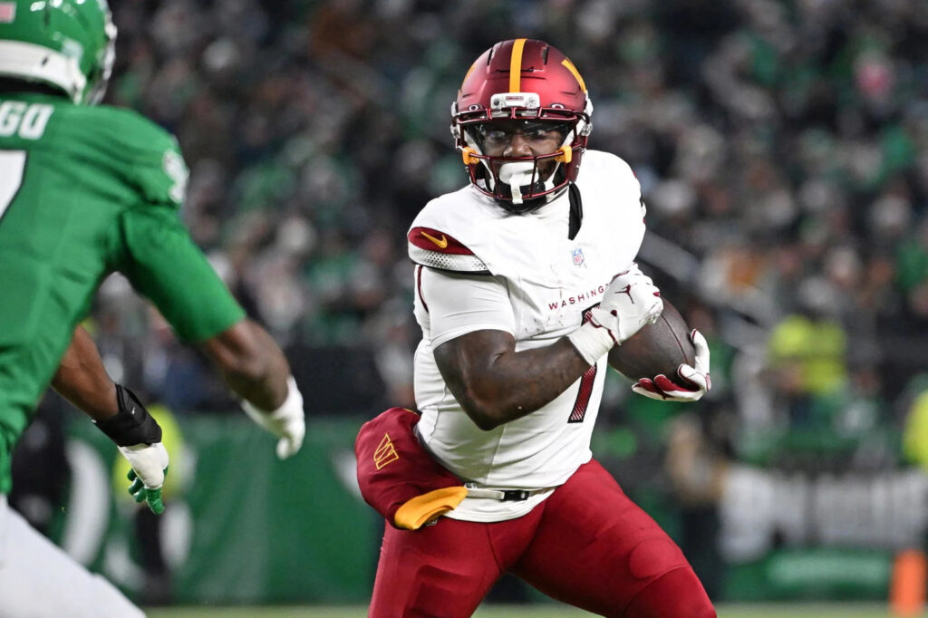 Atlanta Falcons Could Solve WR Depth by Signing Deebo Samuel