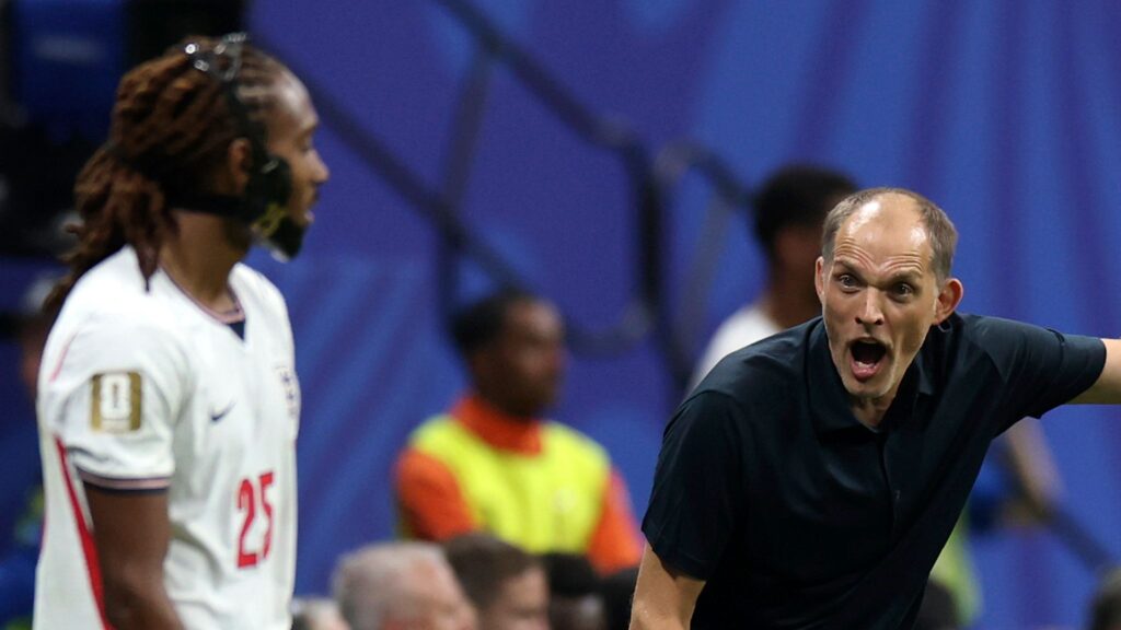 England boss Thomas Tuchel has created World Cup right-back problem ahead of Mexico last-16 game, says Jamie Carragher