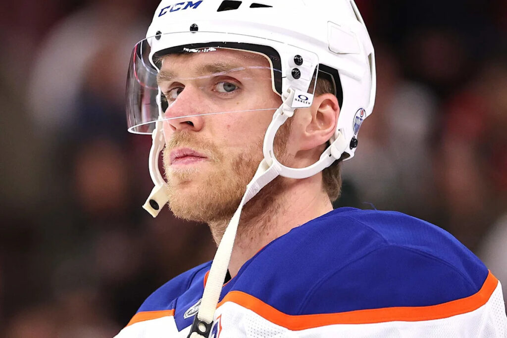Connor McDavid to Maple Leafs Fake Rumor Gaining Traction
