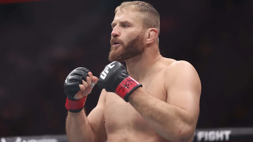 Israel Adesanya Predicts Jan Blachowicz vs. Navajo Stirling