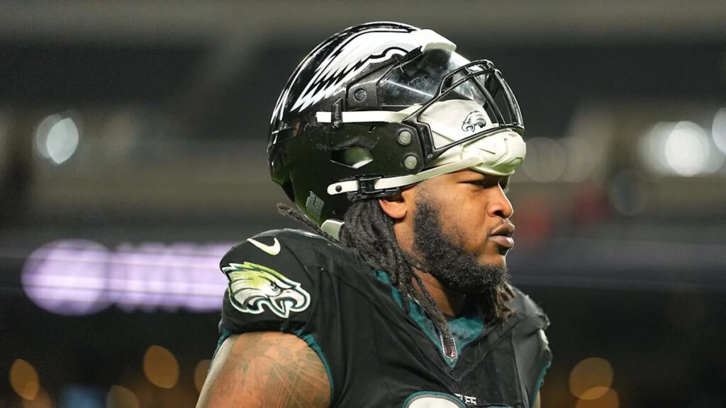 Eagles’ Jalen Carter Fiery Message Circulating Before Patriots Joint Practices