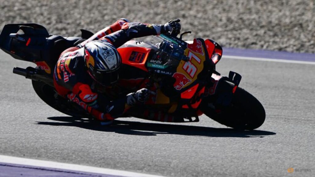 Acosta recovers from sprint exit to beat Martin for maiden MotoGP win in Austria