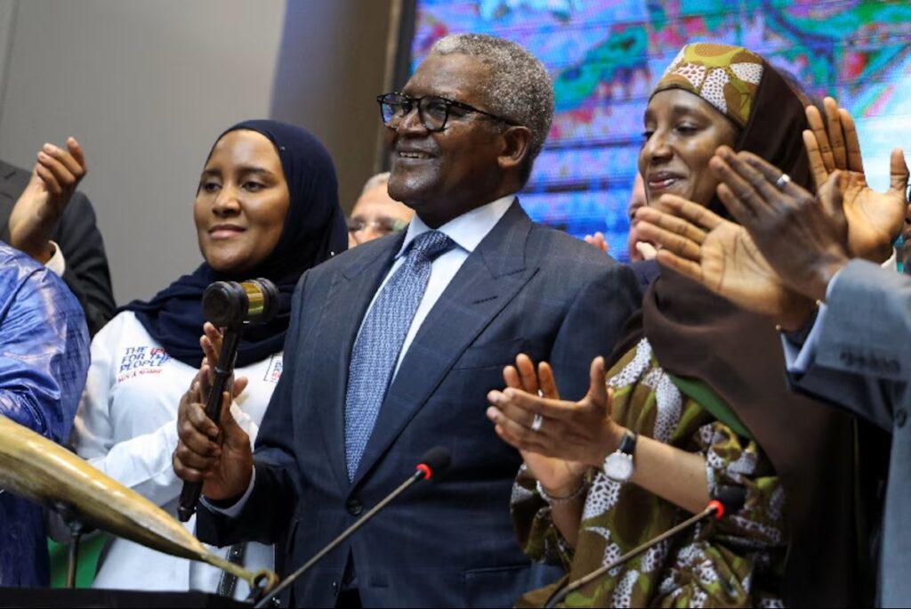 Dangote launches oil refinery ‘people’s IPO’, Africa’s biggest – SABC News – Breaking news, special reports, world, business, sport coverage of all South African current events. Africa’s news leader.