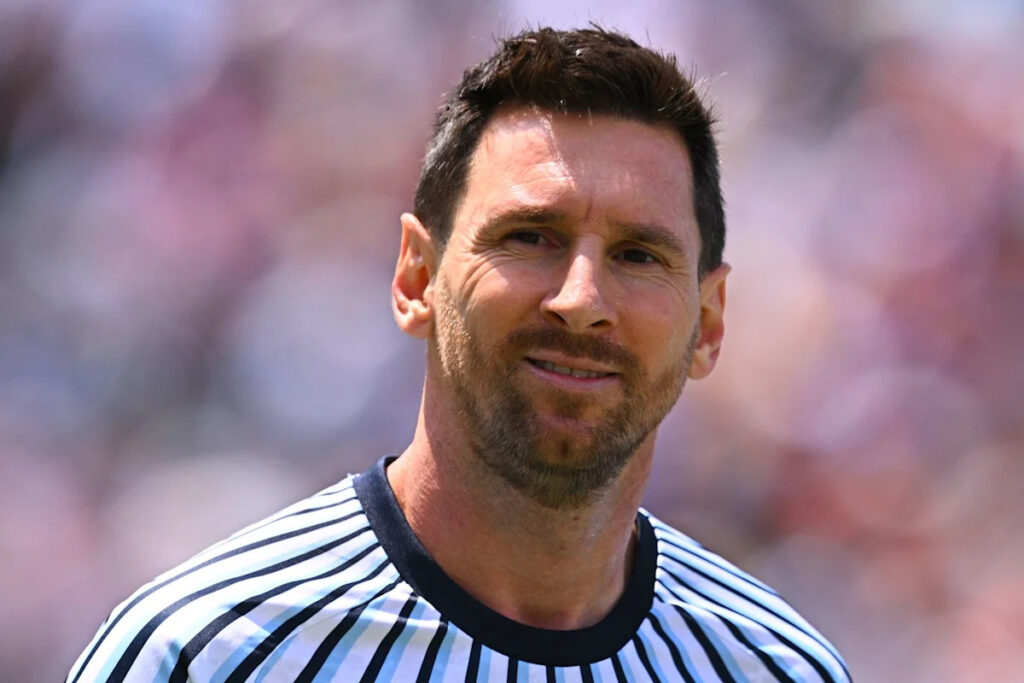 Report: Messi plans to buy Spanish second-tier side Eldense