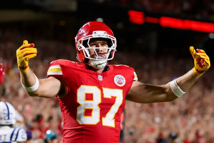 Chiefs grab 33-30 win in overtime thriller
