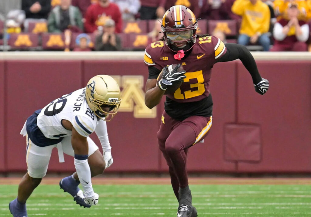 Gophers take care of business, beating Akron 41-7