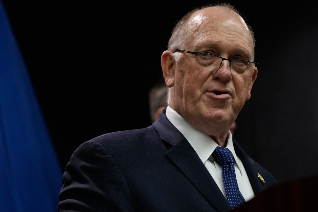 Homan: Omar could be denaturalized if found to have broken immigration laws
