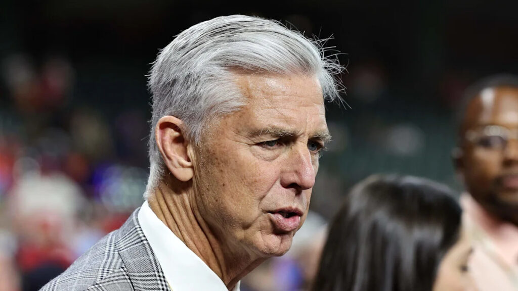 Philadelphia Phillies Trade Prediction Lands 2X All-Star Outfielder