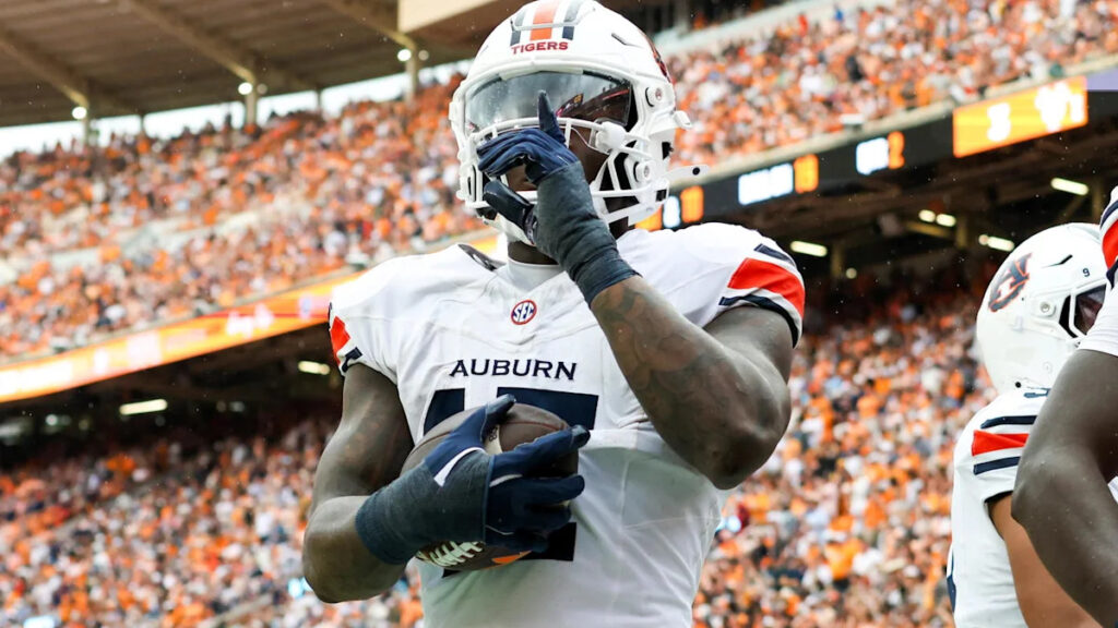 Auburn Linebacker Xavier Atkins Dismissed From Football Program